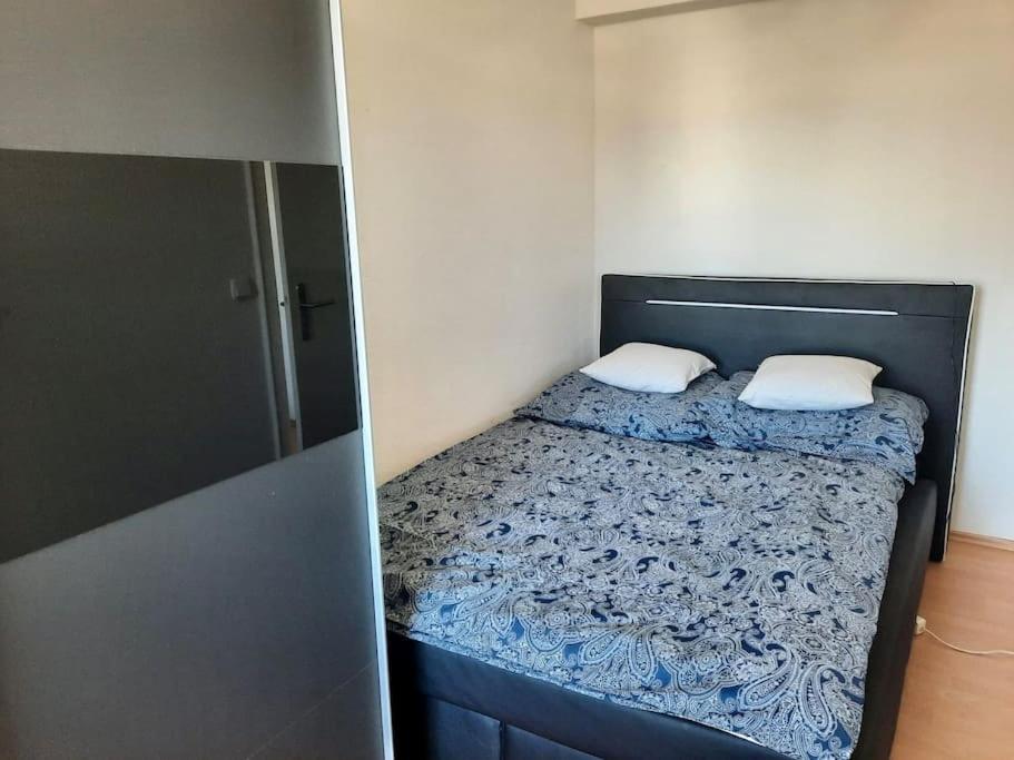 City-Wohnung Mit Ausblick Bochum Bagian luar foto