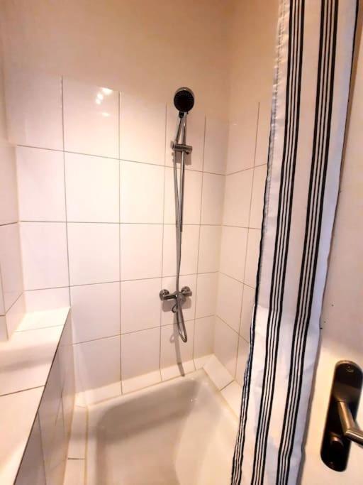 City-Wohnung Mit Ausblick Bochum Bagian luar foto