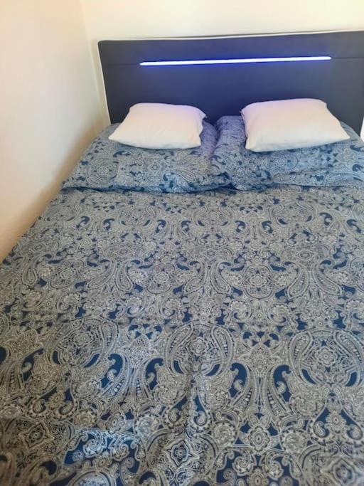 City-Wohnung Mit Ausblick Bochum Bagian luar foto