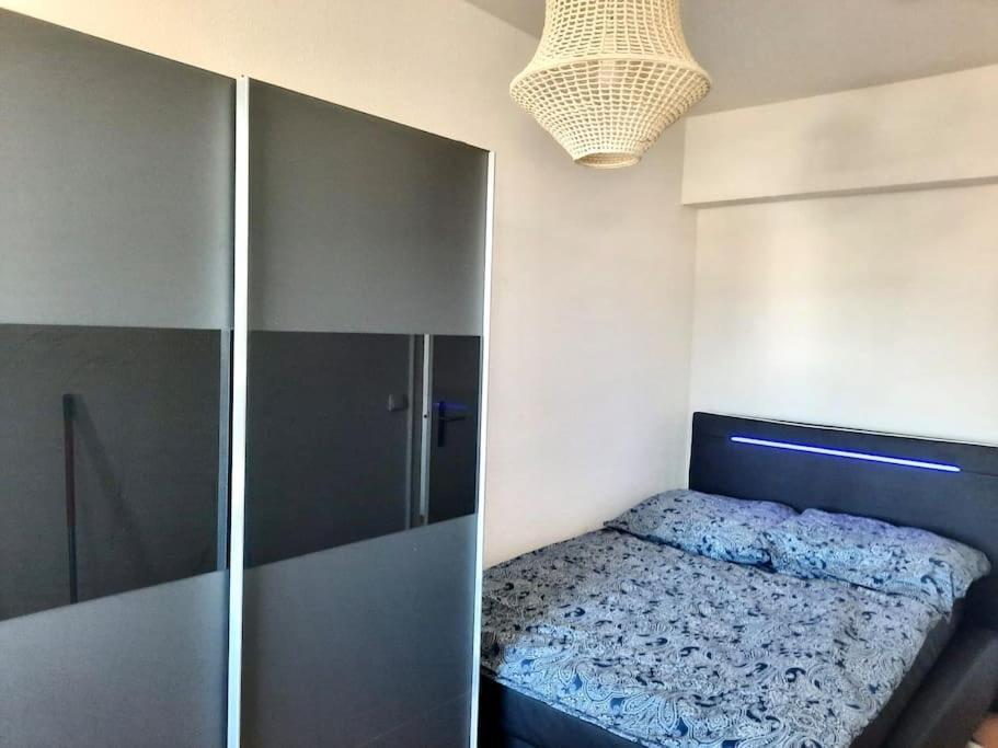 City-Wohnung Mit Ausblick Bochum Bagian luar foto